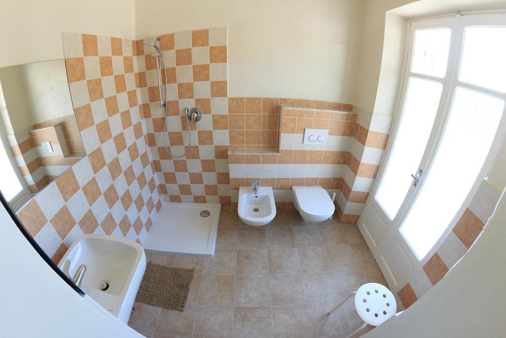 B&B Lo Scudiero Castelnuovo Don Bosco Oda fotoğraf